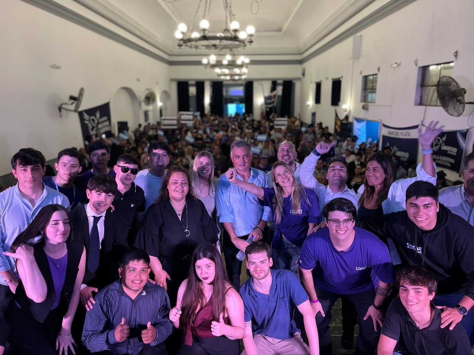 Jóvenes bonaerenses firmaron el Compromiso Buenos Aires por la Libertad