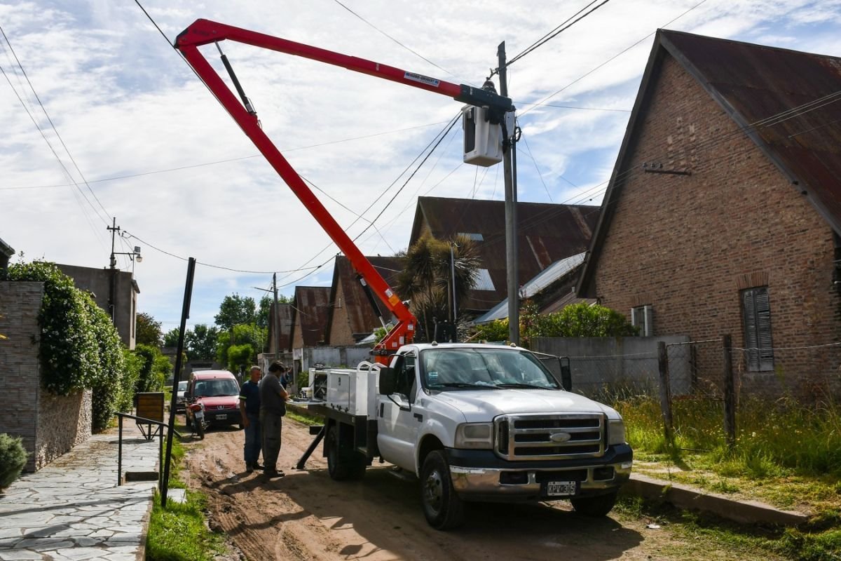 Mechita suma nuevas luminarias LED en el marco del Plan de Alumbrado