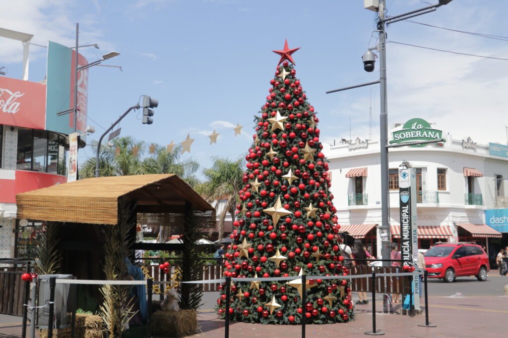 San Miguel luce su tradicional espíritu navideño