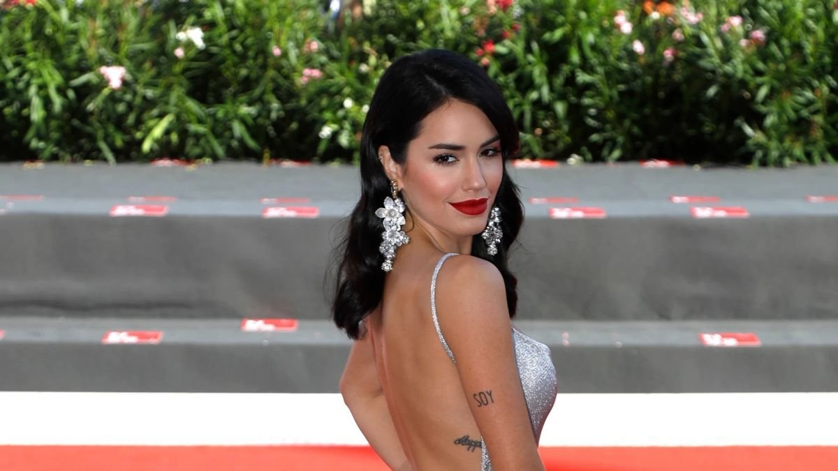 Orgullo chivilcoyano: la novela Glaxo de Hernán Ronsino será llevada al cine con Lali Espósito