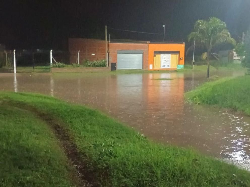 Chacabuco desbordado por el temporal: llovieron mas de 150 mm en pocas horas