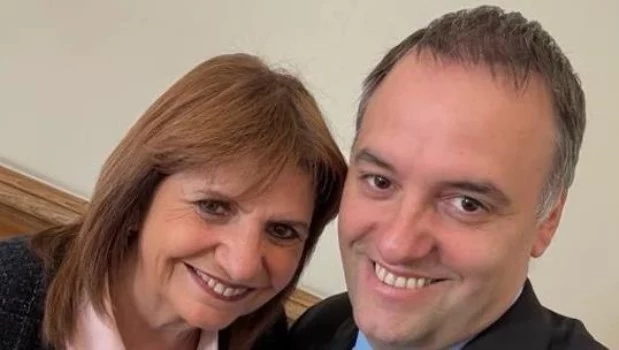 Adorni se reúne con Bullrich tras operativo de paz por tensiones políticas