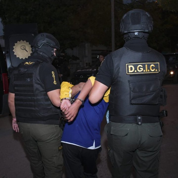 Allanamientos en Córdoba y cárcel de Bouwer: 17 detenidos por delitos