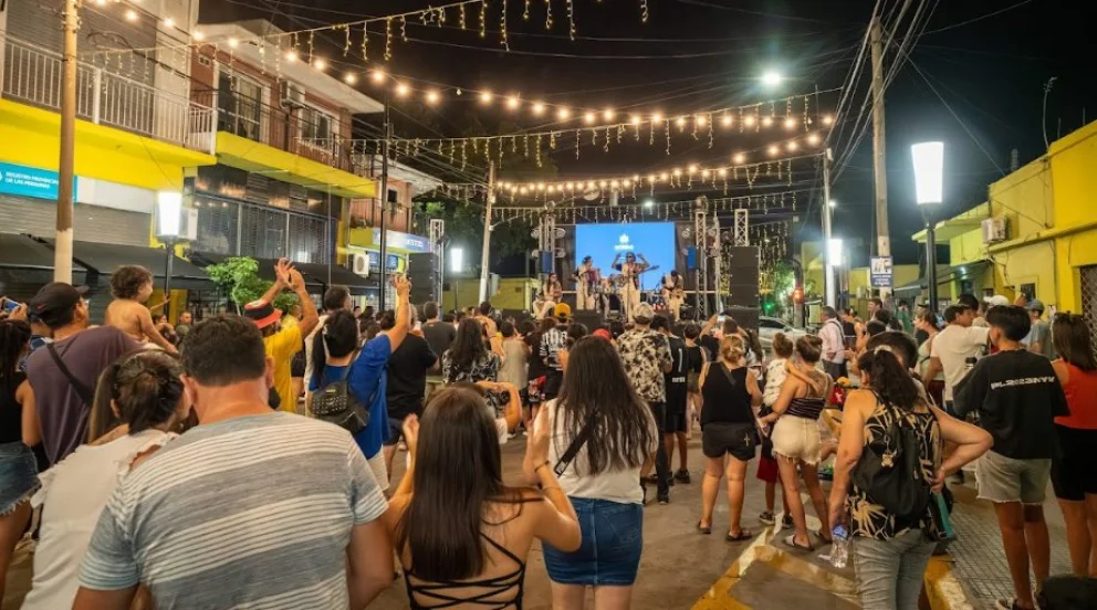 Llega una nueva edición de La Peatonal de Moreno: homenaje a Gilda, kermés, feria y mucho más