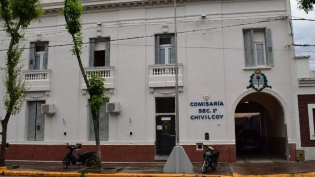 Estafa millonaria en Chivilcoy: engañaron a una jubilada y le robaron 10.000 dólares y 2 millones de pesos