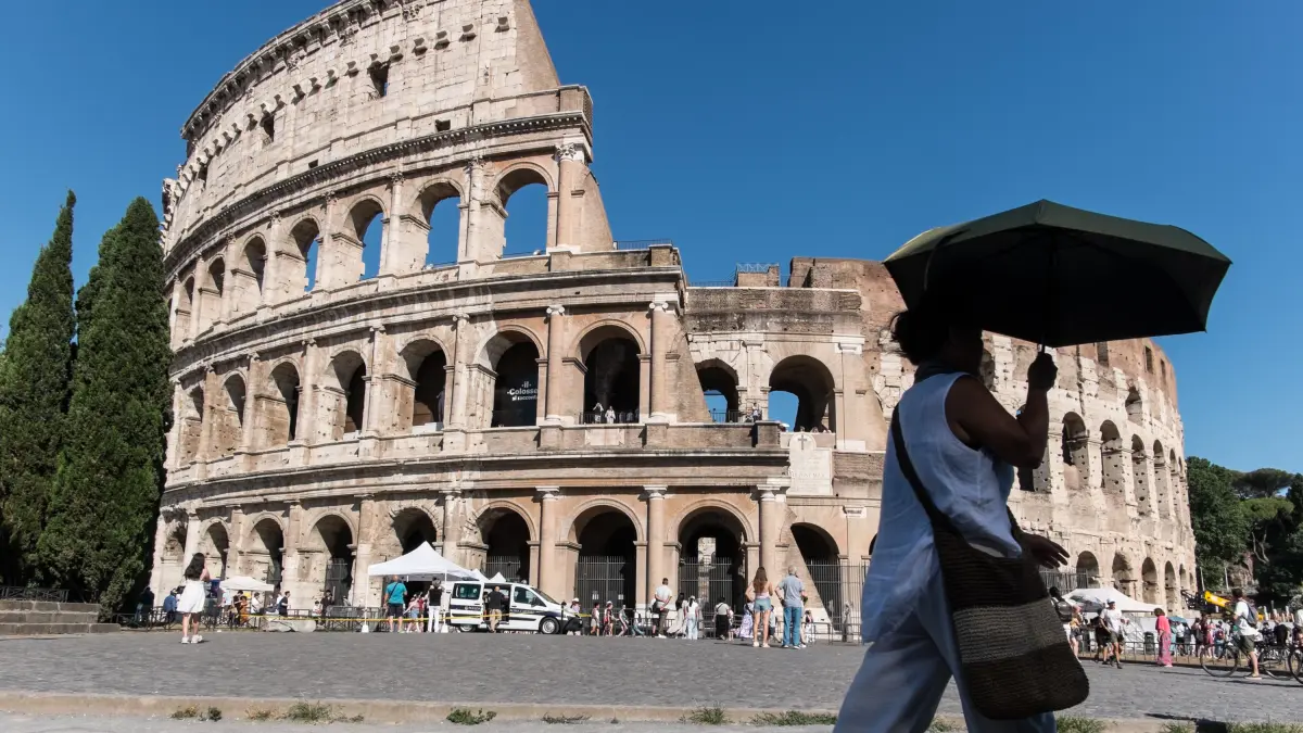 Italia declara alerta roja por ola de calor extremo en Roma y tres ciudades más