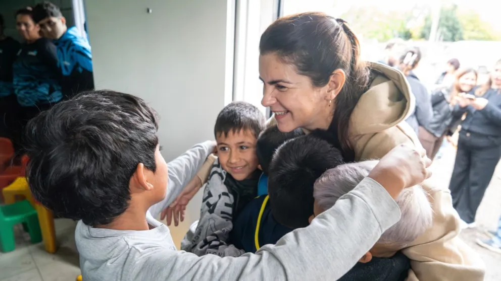 Mariel Fernández inauguró el Centro Cultural del barrio La Perla