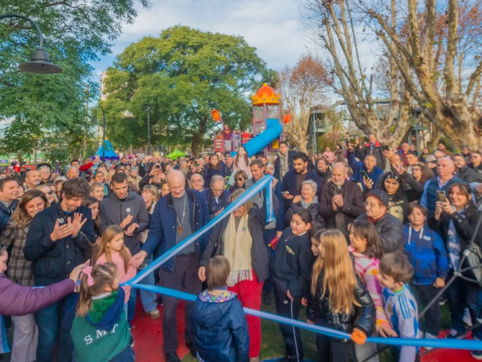 Andreotti inauguró la Nueva Plaza “Padre Jorge Luis Lagazio”