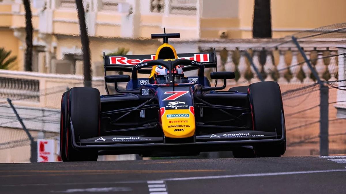 Colnaghi terminó decimosexto en la clasificación del GP de España de F3