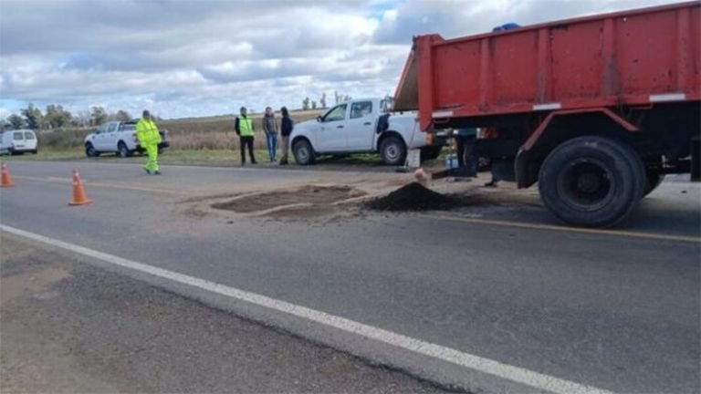 El peligroso bache de la Ruta 5 fue rellenado provisoriamente y aguarda una reparación definitiva