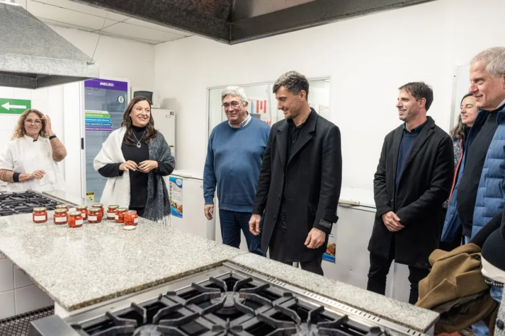 Ghi y Rodríguez inauguraron espacios para recuperar alimentos en Morón