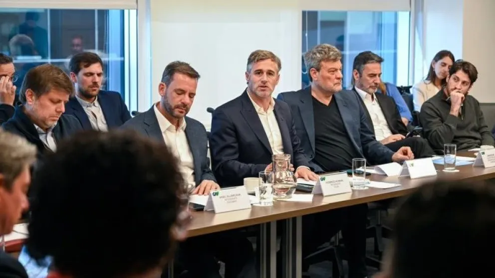 Achával participó de un encuentro nacional de intendentes sobre inteligencia artificial