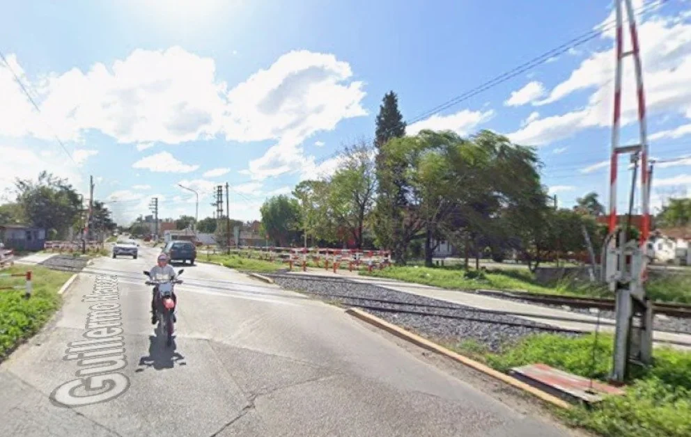 Cierran un paso a nivel en Isidro Casanova por obras de Trenes Argentinos