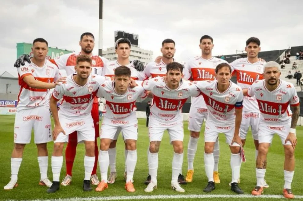 Deportivo Morón recibe a Mitre con dos importantes bajas y la obligación de ganar