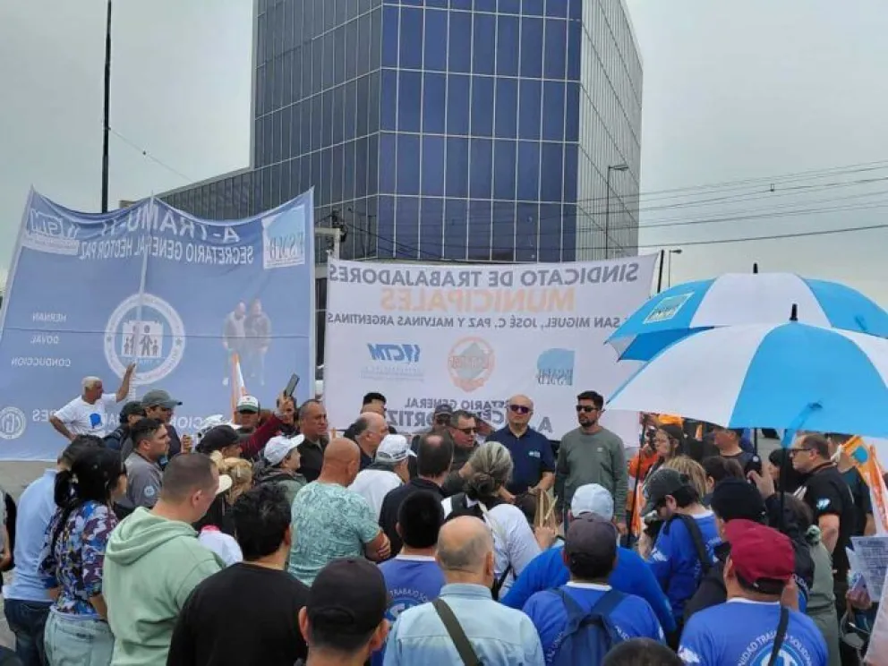 El Talar: Trabajadores municipales protestaron en Panamericana y 197 por la reapertura de la mesa salarial bonaerense