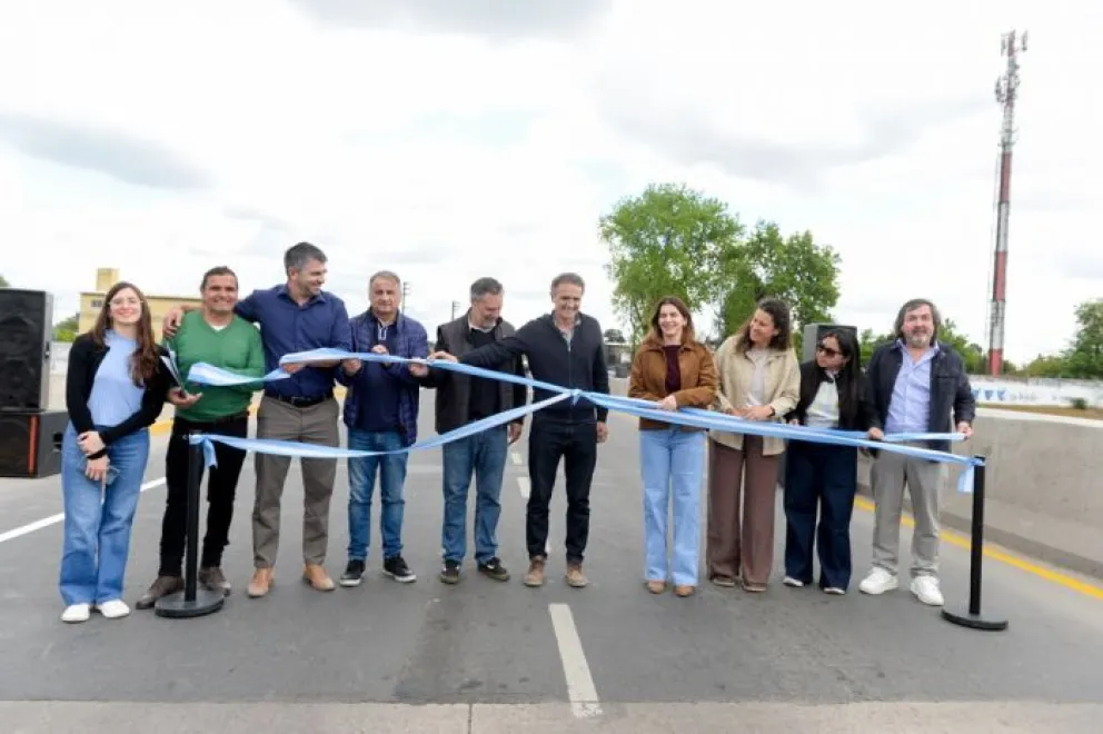 Katopodis y Fernández inauguraron un puente sobre el río Reconquista