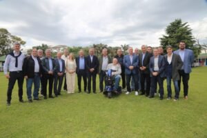 Mercantiles lomenses iniciaron los festejos por sus 80 años con un fuerte mensaje de unidad sindical y política